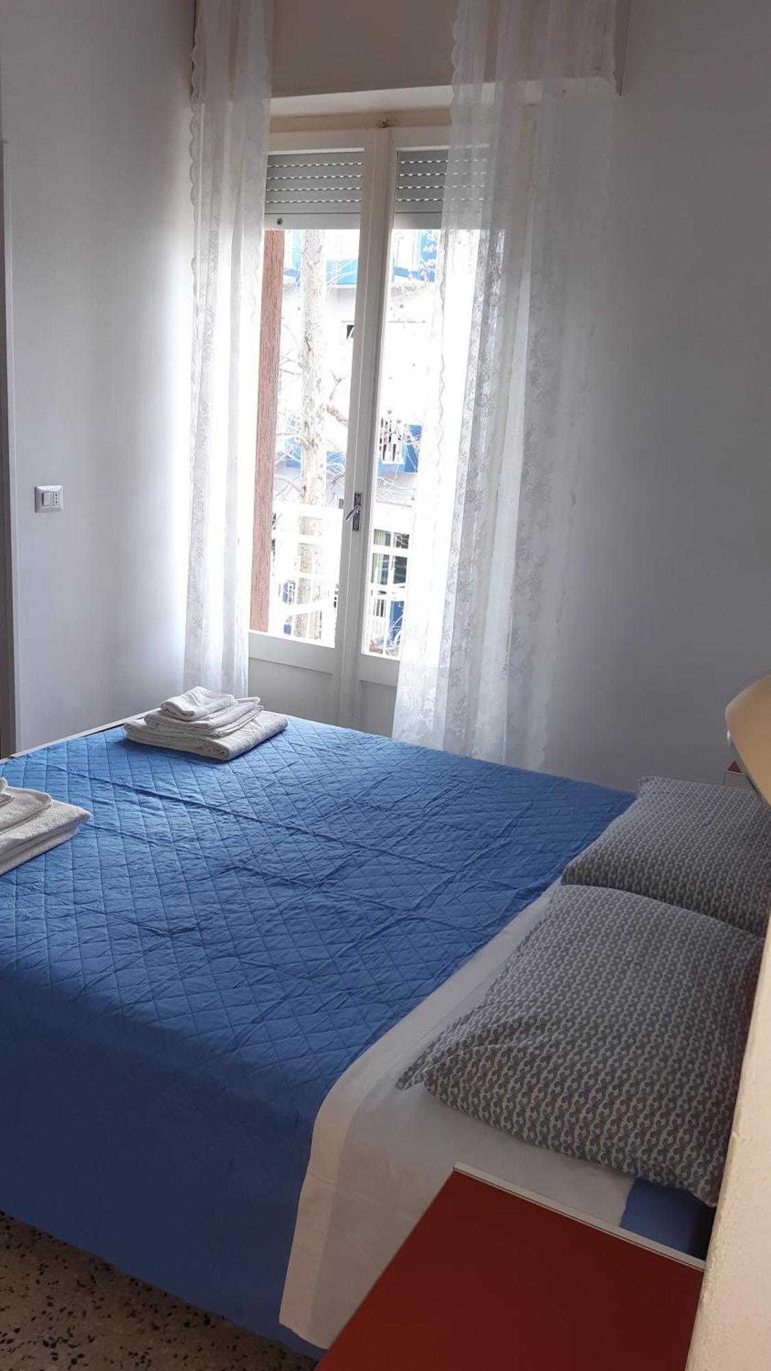 Hotel Elisabetta 2 stelle Cattolica Esterno foto