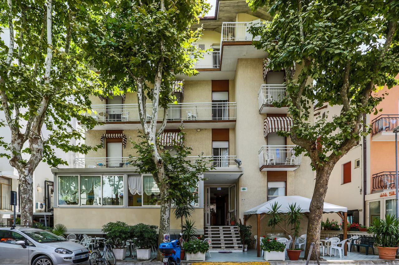 Hotel Elisabetta 2 stelle Cattolica Esterno foto